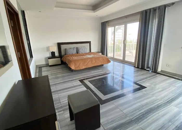 Unique 3 Bedroom With Private Pool In Hadaba Villa *