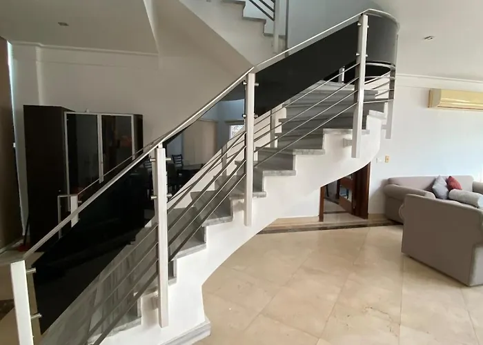 Unique 3 Bedroom With Private Pool In Hadaba *